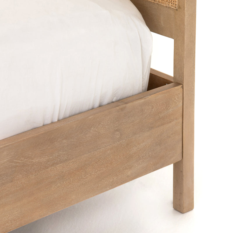 Sydney Bed, Natural