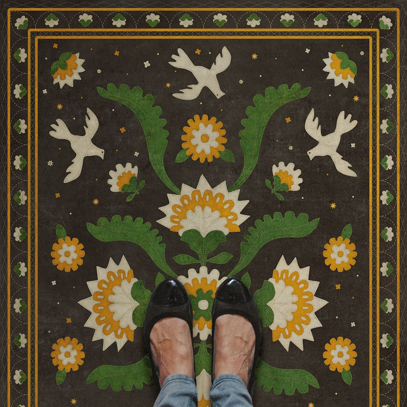 Williamsburg Applique "The Greenest Dells" Vinyl Floorcloth